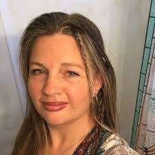 Tracy Engstrom's Instagram, Twitter & Facebook