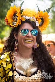 Party People — Rachel Hardwick