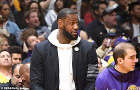 Buy los angeles lakers tickets from ticket liquidator now! Lebron James Watches From Courtside As Lakers Are Beaten By Clippers World Sports Tale