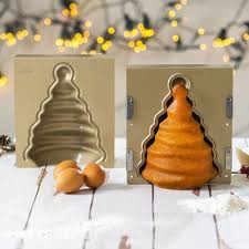 If anyone had success in making one of these cakes that tasted good and. 3d Christmas Tree Cake Mould By Cake Craft Company