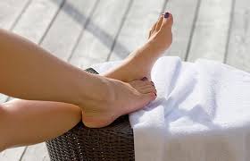 Maquillar uñas largas de los pies. Te Huelen Los Pies Causas Y Remedios Infalibles Para Combatirlos