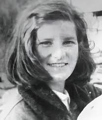 Beautiful painting ! Wonderful lady and mom .🥰