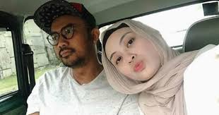 Datuk Red Bersyukur Adira Tak Jadi Nak Bercerai Gosip Tempatan Gosip Forum Cari Infonet