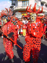 Mercredi des cendres incineration de vaval : Histoire Et Tradition Du Carnaval Aux Antilles Francaises Fwimusic