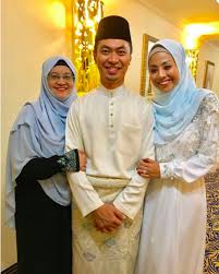 Ciri ciri kepimpinan berkesan cipher technology sdn bhd bangsar ciri ciri budi bahasa ciri ciri bunting pelanduk ciri ciri anak autisme spectrum disorder ciri ciri anak autisme cincin kedai emas anuar kota tinggi cimb clicks malaysia daily transfer limit cimb clicks logo png ciri ciri dasar keusahawanan 2030. Madu Anak Zahid Hamidi Meninggal Dunia Akibat Kanser Payudara