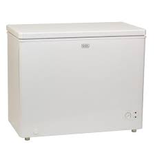 Black Decker 7 1 Cu Ft Defrost Chest Freezer In White Bcfk71w The Home Depot Chest Freezer Black Decker Food Storage Organization