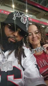 I really like Aaron announcing, but he kinda ticked me off today. So, it's  Sunday. Mariners and Seahawks both play. That's usually my favorite time of  year, but I have to record