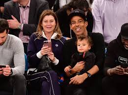 One of the world's highest paid actors since 2017, she has made multiple appearan. Ellen Pompeo And Chris Ivery At Knicks Game November 2018 Popsugar Celebrity