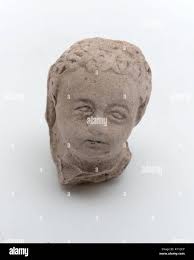 Lenfant trouve Banque de photographies et d'images à haute résolution