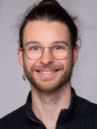 Aaron Jeremia Maas: Universitätsklinikum Heidelberg