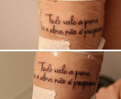 Frases Perfeitas Para Tatuagem 107 Fotos Para Inspirar Tatuagens masculinas em realismo preto e cinza criadas pelo tatuador gian villena. frases perfeitas para tatuagem 107
