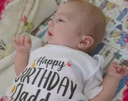 Мъничкият Даниел има нужда от помощ, за да може да вижда света около себе  си