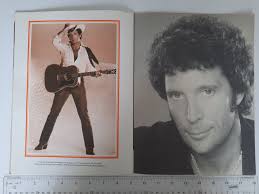 1982 Concert Souvenir Softcover Book: Tom Jones, Published by Raydell  Publishing, 9.0"x 12.0", 20 Pages ~ Rare Find