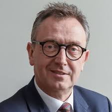 Peter Gilmour (@CupSailor)