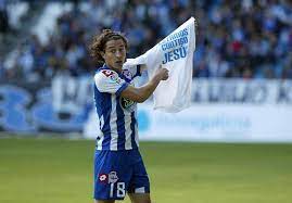 Deportivo la coruña football match. El Principito Mexicano Se Hace Mayor En La Coruna Marca Com