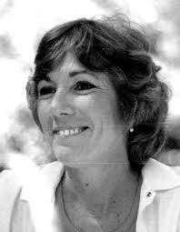 Gail Dee's Instagram, Twitter & Facebook