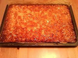 Einfacher Bienenstich Vom Blech Von Frie Ulli Chefkoch Bienenstich Kuchen Bienenstich Rezepte