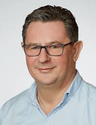 Die Mitarbeiter des Unternehmen Autohaus Platzer & Wimmer GmbH in Hutthurm