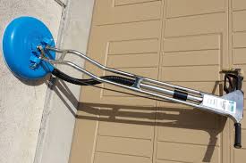 You need a few simple items to ensure no damage to your ceramic tile. Tile And Grout Cleaning Tool