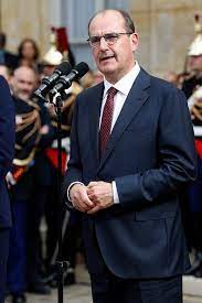 Accueil thèmes 6e république lettre à jean castex, créateur de comités théodule. Decouvrez Jean Castex Le Nouveau Premier Ministre Sa Femme Sandra Quatre Enfants