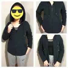 Dua istilah ini saling terkait satu dengan lainnya meski terdapat perbedaan yang sangat besar. Jual Jaket Wanita Import Branded Bahan Kulit Parasut Bukalapak