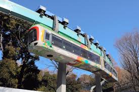 上野懸垂線 （うえのけんすいせん）は、 東京都 台東区 上野 にある 恩賜上野動物園 内の、上野動物園東園駅と上野動物園西園駅を結ぶ 東京都が経営 する モノレール （東京都懸垂電車）路線である。 ä¸Šé‡Žå‹•ç‰©åœ'ã®ãƒ¢ãƒŽãƒ¬ãƒ¼ãƒ« é‹ä¼'ã¸ è€æœ½åŒ–ã§ï¼'ï¼'æœˆã‹ã‚‰ æœæ—¥æ–°èžãƒ‡ã‚¸ã‚¿ãƒ«