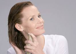 90 classy and simple short hairstyles for women over 50. Shoulderlength Hairstyle With An Outward Flick
