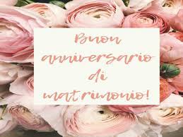 San valentino, festa della mamma, buon compleanno, anniversario, concetto di matrimonio logo del 35 ° anniversario con anello d'oro, coriandoli e nastro rosso isolato su sfondo nero elegante, scintilla, disegno vettoriale per biglietto di auguri e carta di invito Buon Anniversario 105 Immagini E Frasi Da Dedicare A Chi Amiamo A Tutto Donna