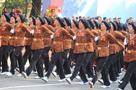 Kết quả hình ảnh cho hình ảnh về nữ binh duyệt binh