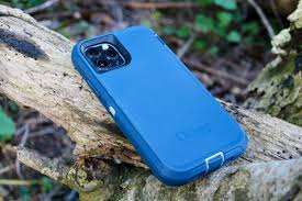 You can use a warm, soapy cloth to clean your case while it is on your device, as long as you avoid getting any water near the ports. Review Otterbox Defender Iphone 11 Phone Case