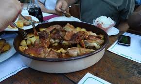 Kuchen rezepte sind bei allen beliebt, ob aufwendig oder kinderleicht in der zubereitung, bei solchen leckereien kann man nur schwer wiederstehen. Kroatien Essen Und Trinken Leitfaden Durch Die Kroatische Kuche