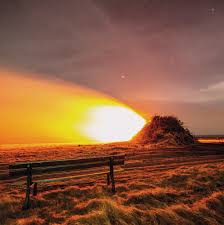 Ursprünglichkeit? Biiken 2021 Innenleben einer Warft Nordfriesische  Identität(en)