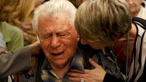 A flood of memories for Holocaust survivors