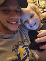 Two pictures for two weeks clean. Thank you Lord for never counting me out. 