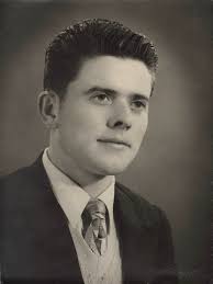 Contributions to the tribute of Mr. Antonio Medeiros