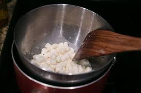 How To Melt Marshmallows Melting Marshmallows Culinary Cooking Easy Bundt Cake Recipes