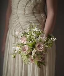 Book Review Of Vintage Wedding Flowers By Vic Brotherson Vintage Wedding Flowers Bouquet Vintage Wedding Flowers Wedding Flower Inspiration