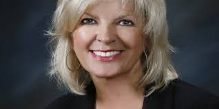 Mingle with DeeDee Davis: Feb. 5, 2015