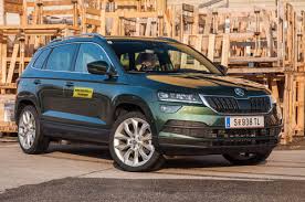 Riding on a marginally shorter wheelbase (by 43mm) than a vw tiguan, there's something really likeable about how chuckable the karoq feels when darting about the inner city. Skoda Karoq 2 0 Tdi 4x4 Style Im Test 4wd Tests 4wd Motorline Cc