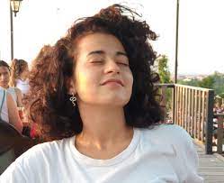 Antalya'da vahşice öldürülen azra gülendam haytaoğlu'nun instagram'ı milyonlarca kişi tarafından araştırılmaya başlandı. Xclop4tvxvl12m