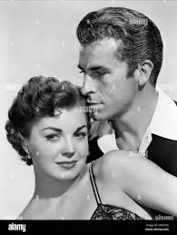 Esther Williams & Fernando Lamas Film: Dangerous When Wet (1953)  personaggi: Katie Higgins, Andre Lanet regista: Charles Walters 18 giugno  1953 **AVVERTENZA** questa fotografia è solo per uso editoriale ed è  copyright