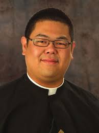 At Easter pope calls Christians to be channels of mercy, justice, peace