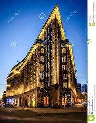 One of the most famous buildings in hamburg, the striking chilehaus office block is the finest of the 1920s brick expressionism landmarks in the city. Chilehaus Hamburg Marz 2018 Redaktionelles Stockbild Bild Von Reise Touristen 111781949
