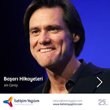 Dünya çapında ün kazanmış ve Altın Küre'ye layık görülmüş Jim Carrey'nin  yoksul bir çocukluk ve gençlik dönemi geçirdiği biliniyor. Ailesiyle  birlikte uzun süre bir minibüsün içinde yaşayan Carrey, okulu bırakıp  çalışmak zorunda