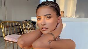 Antonia was a love interest of starfleet captain james t. Antonia Is Making Waves On The Internet You Ve Never Seen Alex Velea S Girlfriend Like This Before