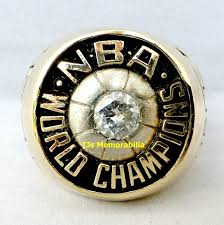 Choose from the assortment at the nba store to find the perfect nba merchandise for your collection. 1980 Los Angeles La Lakers Nba Championship Ring Buy And Sell Championship Rings