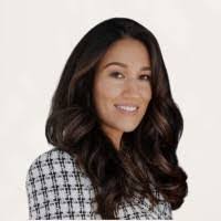 Tina Bergmann's Instagram, Twitter & Facebook