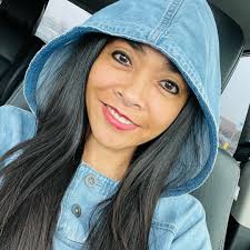 We got Benny Sanders at the game 😂