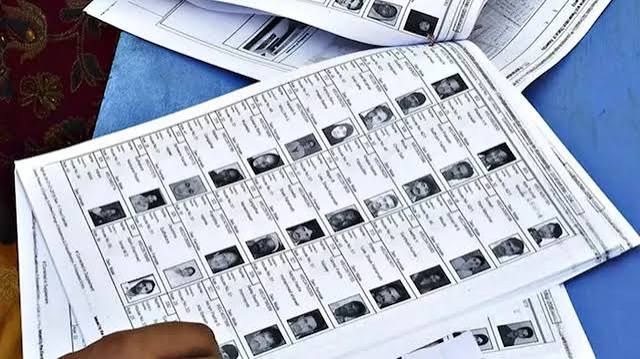 SIR: আপনার ভোটার কার্ড কি বাতিল? শনিবারের তালিকার আগে জেনে নিন 'Approved' না থাকলে কী হবে আপনার ভবিষ্যৎ!