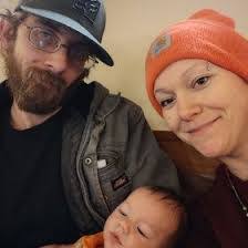 Suzanne Parsons's Instagram, Twitter & Facebook